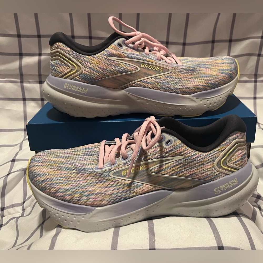Brooks Women’s Pink Multi Glycerin Running Shoes